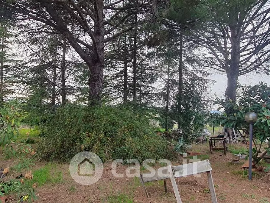 Immagine 36 di Villa in vendita  a Perugia
