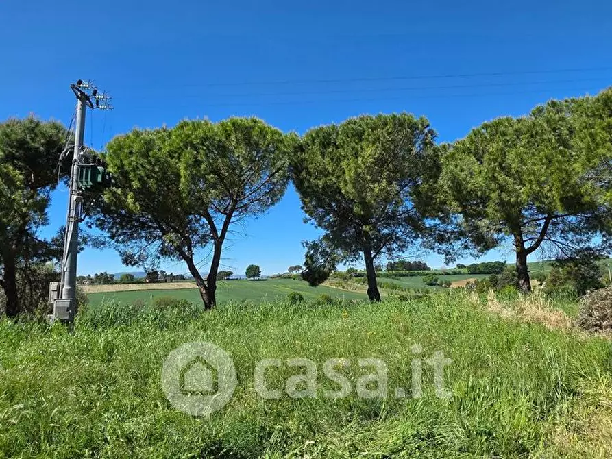 Immagine 16 di Rustico / casale in vendita  a Perugia