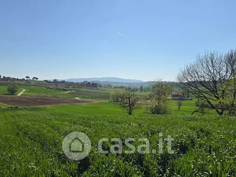 Immagine 9 di Terreno residenziale in vendita  a Perugia