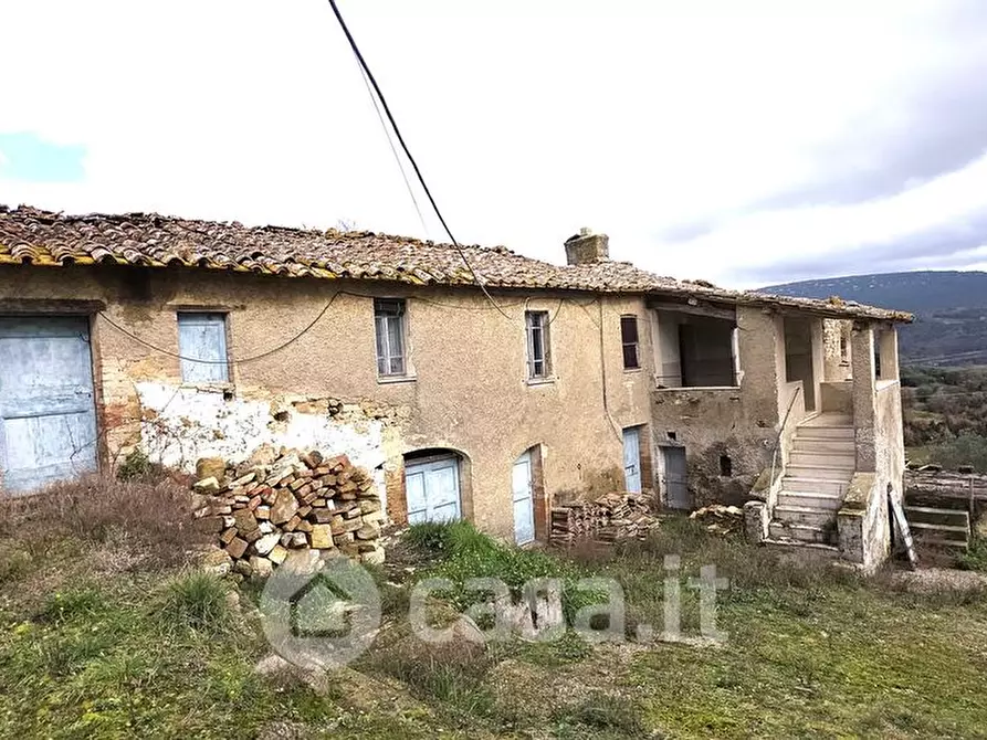 Immagine 1 di Rustico / casale in vendita  a Corciano