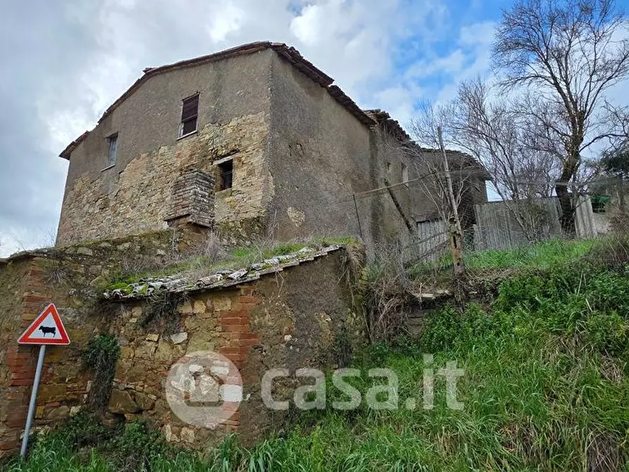 Immagine 8 di Rustico / casale in vendita  a Corciano