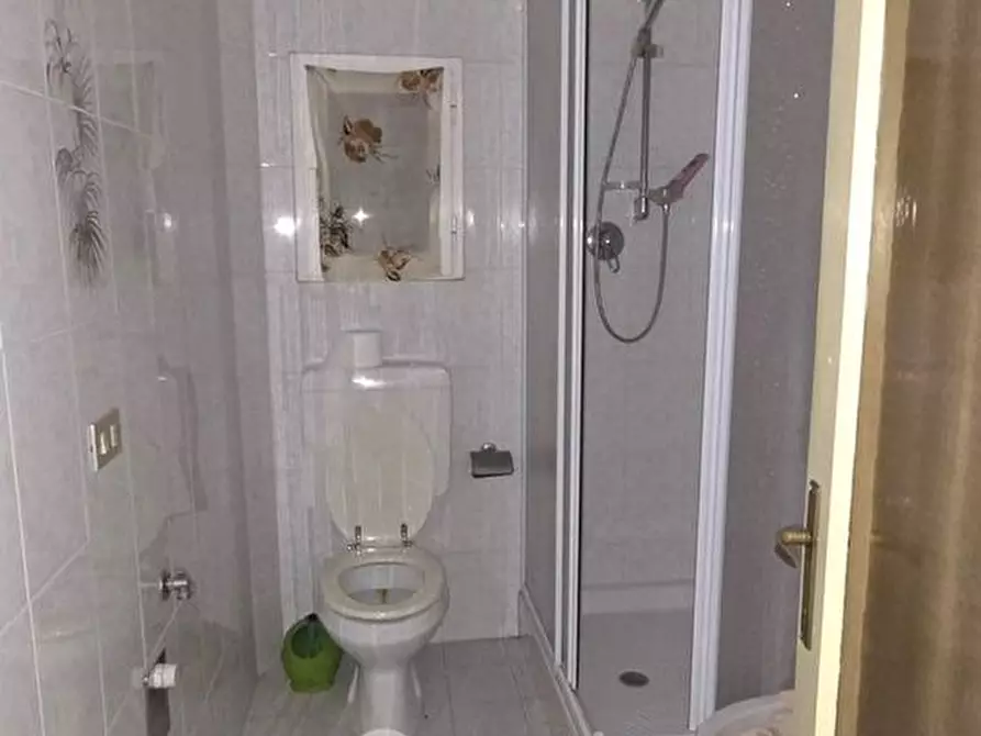 Immagine 4 di Casa indipendente in vendita  a Perugia