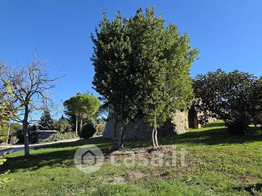 Immagine 10 di Rustico / casale in vendita  a Perugia