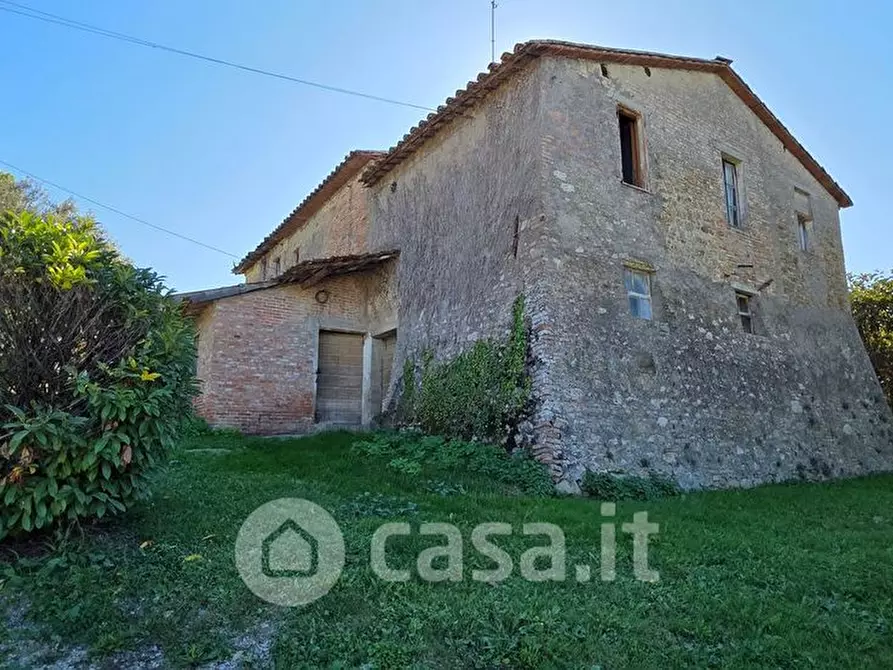 Immagine 14 di Rustico / casale in vendita  a Perugia