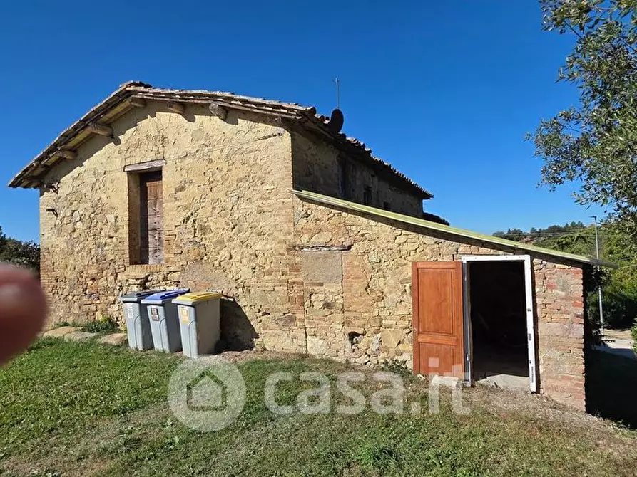 Immagine 19 di Rustico / casale in vendita  a Perugia