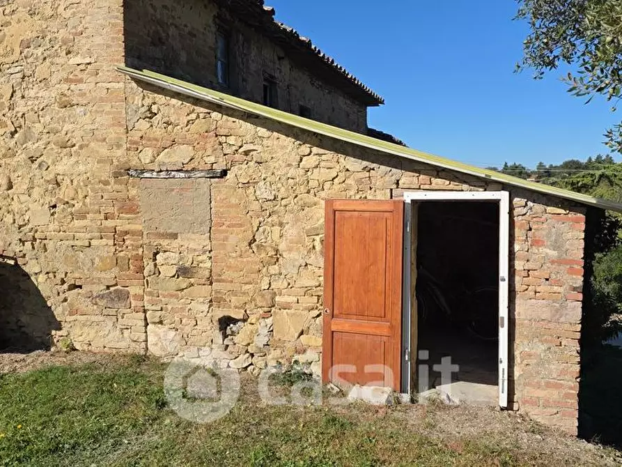 Immagine 7 di Rustico / casale in vendita  a Perugia