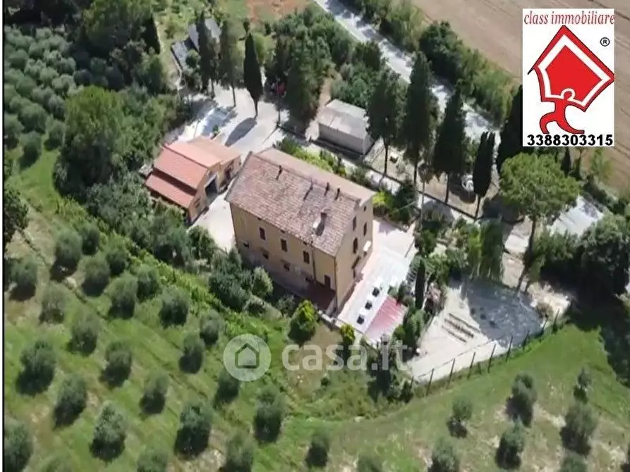 Immagine 1 di Rustico / casale in vendita  in SP146 32 a Chiusi
