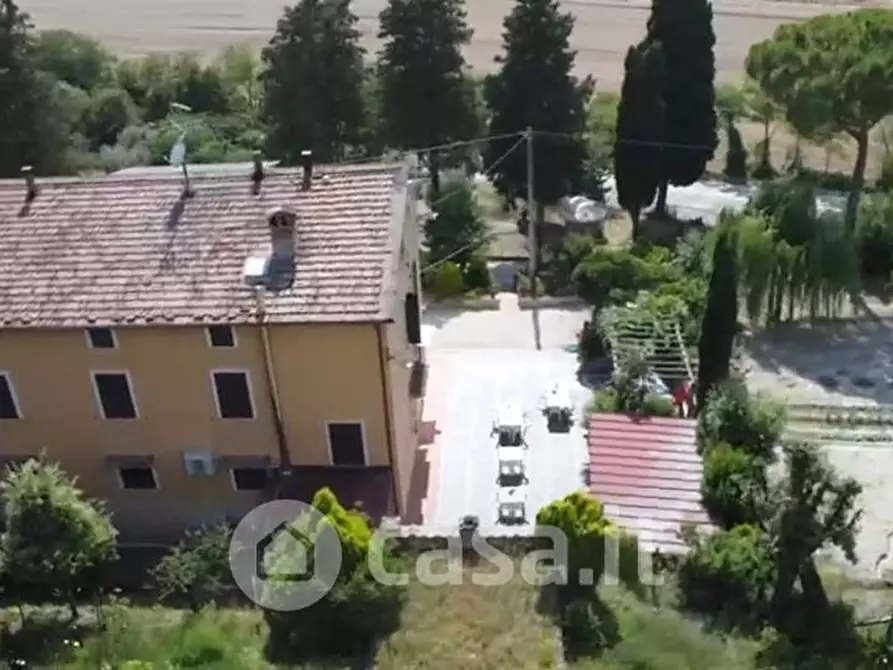 Immagine 19 di Rustico / casale in vendita  in SP146 32 a Chiusi