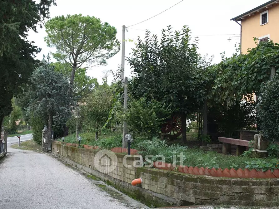 Immagine 40 di Rustico / casale in vendita  in SP146 32 a Chiusi