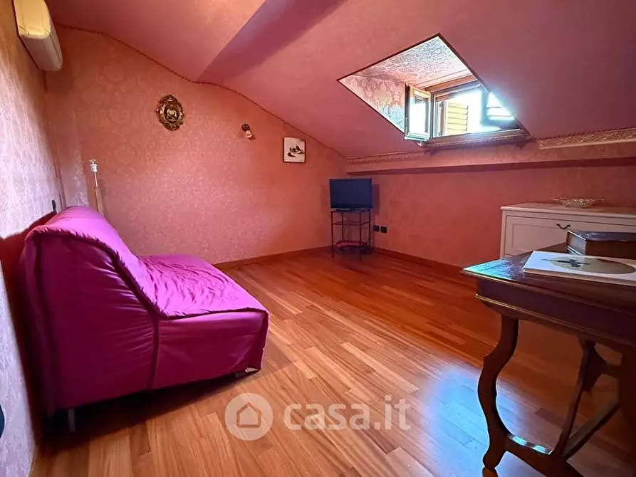 Immagine 6 di Appartamento in vendita  in Viale Roma 10 a Passignano Sul Trasimeno