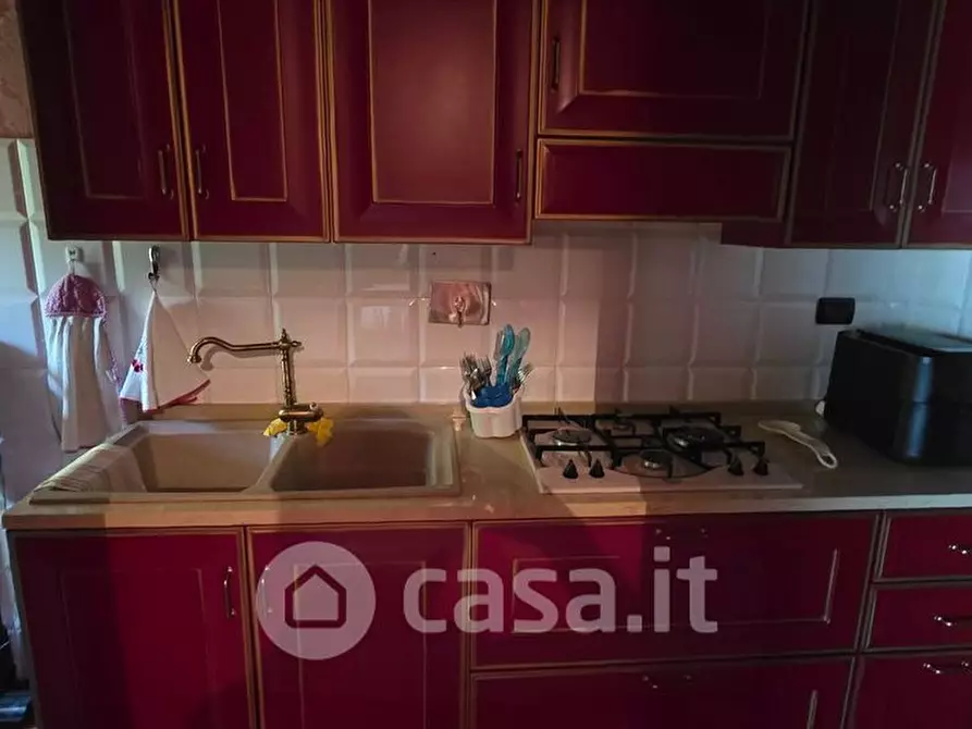 Immagine 11 di Appartamento in vendita  in Viale roma a Passignano Sul Trasimeno