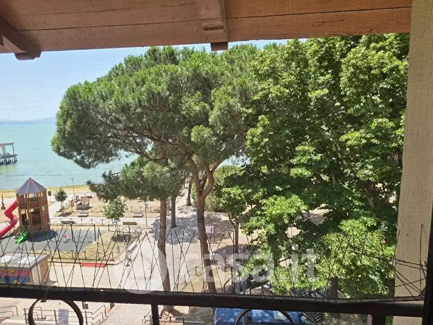 Immagine 13 di Appartamento in vendita  in Viale roma a Passignano Sul Trasimeno
