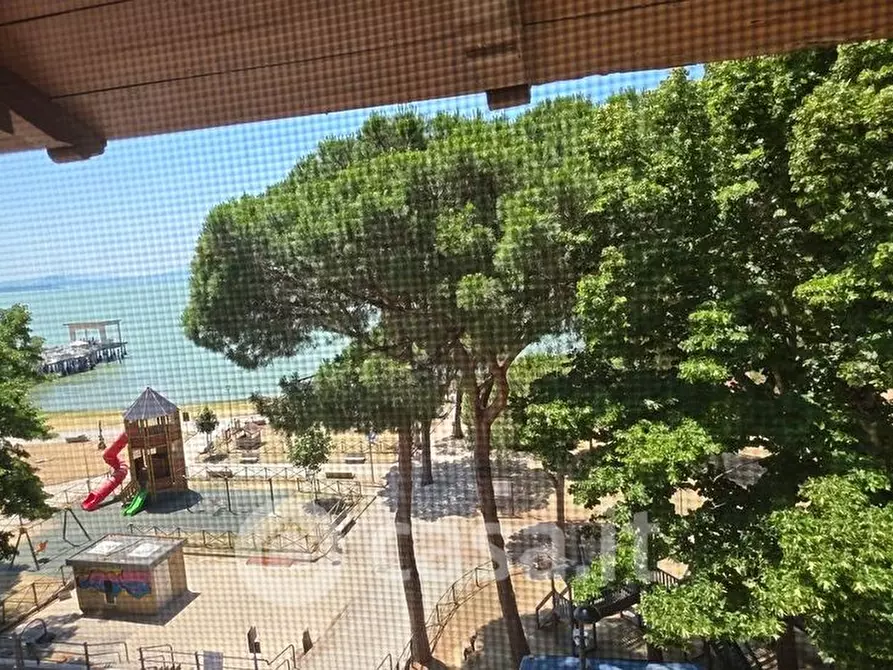 Immagine 14 di Appartamento in vendita  in Viale roma a Passignano Sul Trasimeno