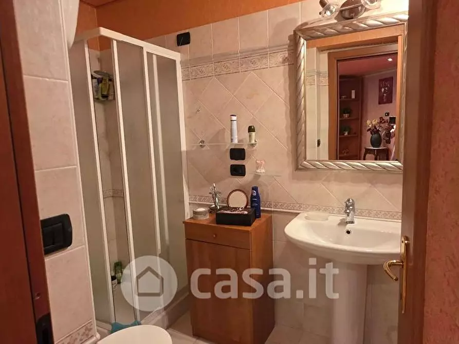 Immagine 17 di Appartamento in vendita  in Viale roma a Passignano Sul Trasimeno