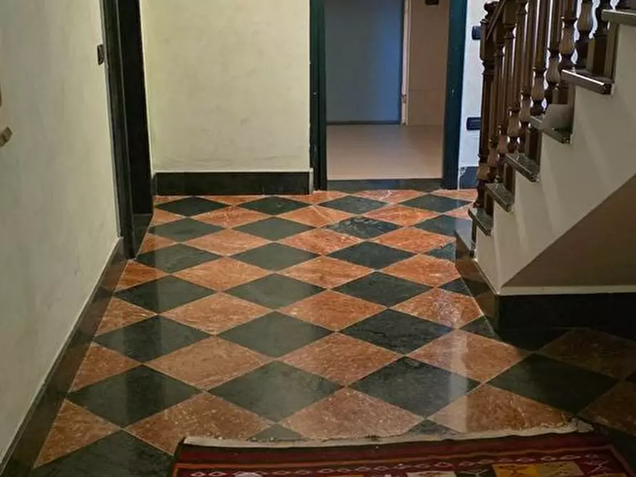 Immagine 2 di Appartamento in vendita  in Viale roma a Passignano Sul Trasimeno