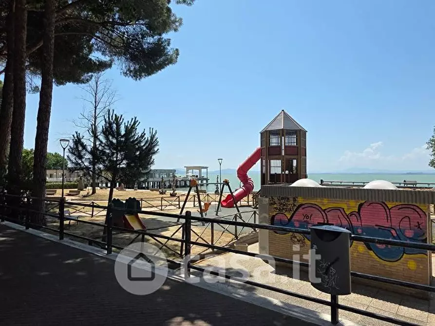 Immagine 38 di Appartamento in vendita  in Viale roma a Passignano Sul Trasimeno