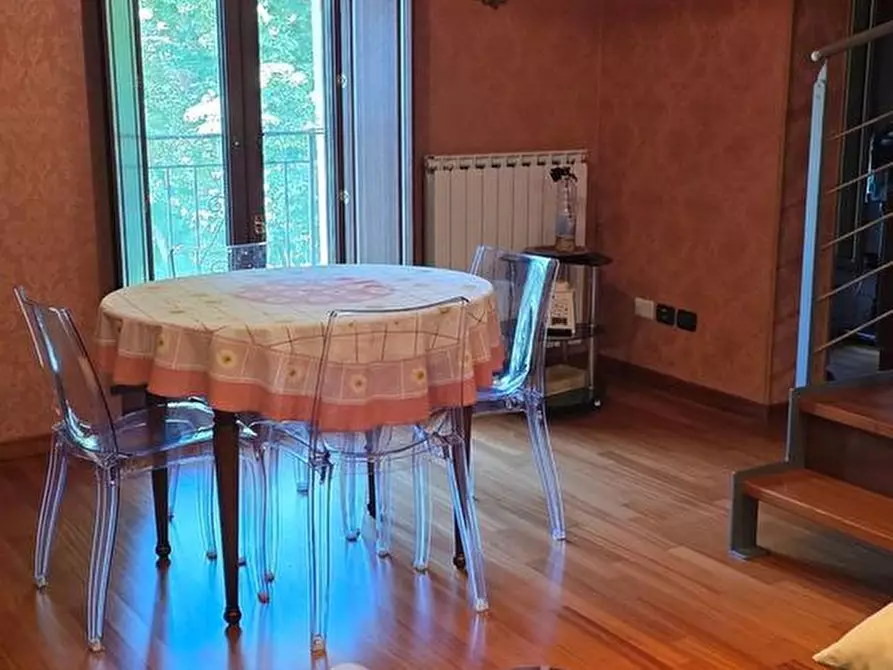 Immagine 5 di Appartamento in vendita  in Viale roma a Passignano Sul Trasimeno