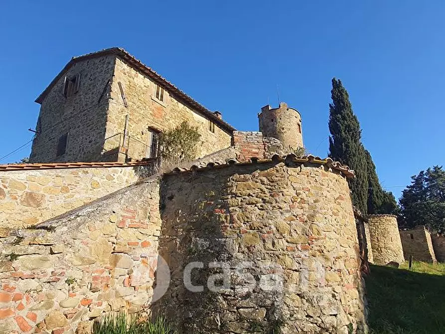 Immagine 18 di Castello in vendita  in Via degli Olivi a Passignano Sul Trasimeno