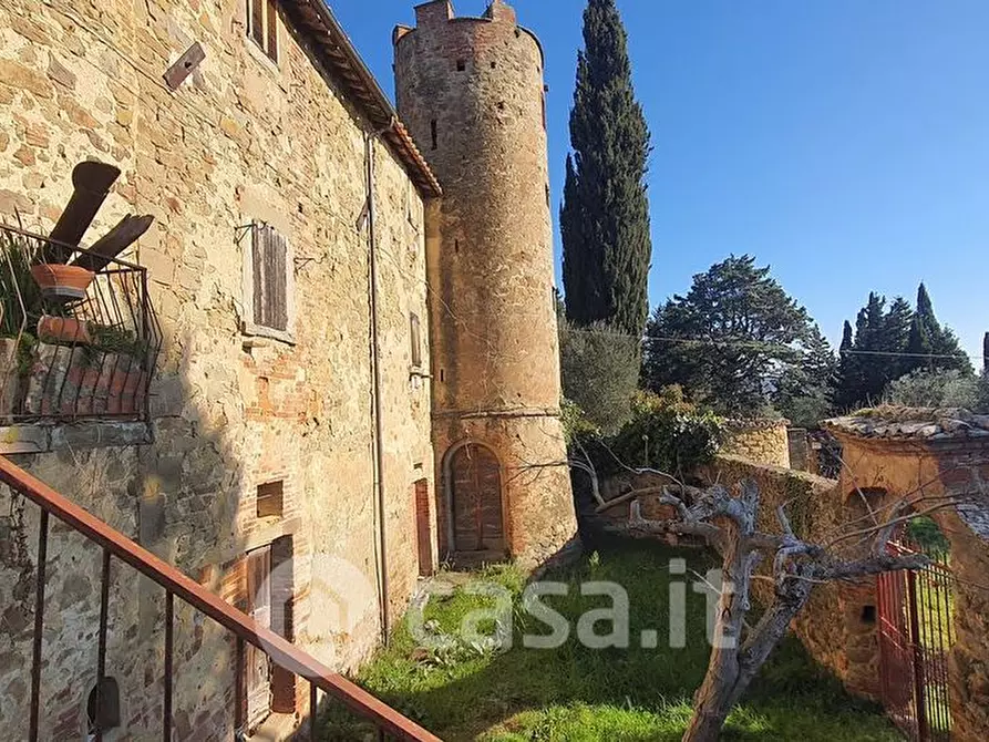 Immagine 19 di Castello in vendita  in Via degli Olivi a Passignano Sul Trasimeno