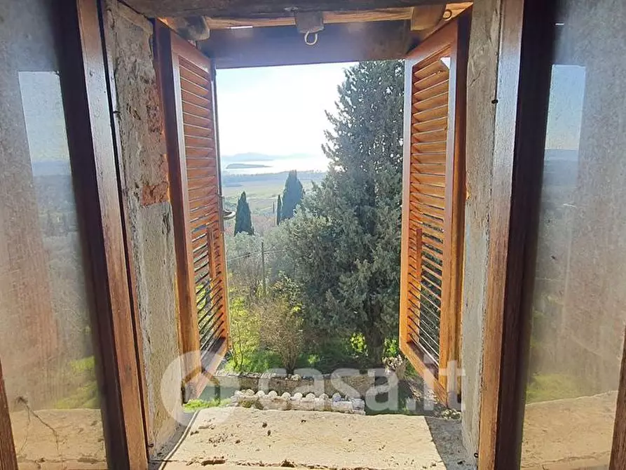 Immagine 28 di Castello in vendita  in Via degli Olivi a Passignano Sul Trasimeno
