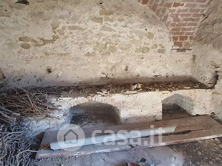 Immagine 7 di Castello in vendita  in Via degli Olivi a Passignano Sul Trasimeno