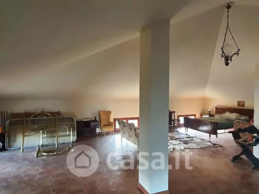 Immagine 23 di Villa in vendita  a Castiglione Del Lago