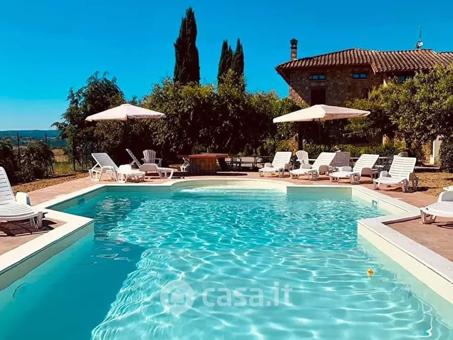 Immagine 31 di Villa in vendita  a Castiglione Del Lago