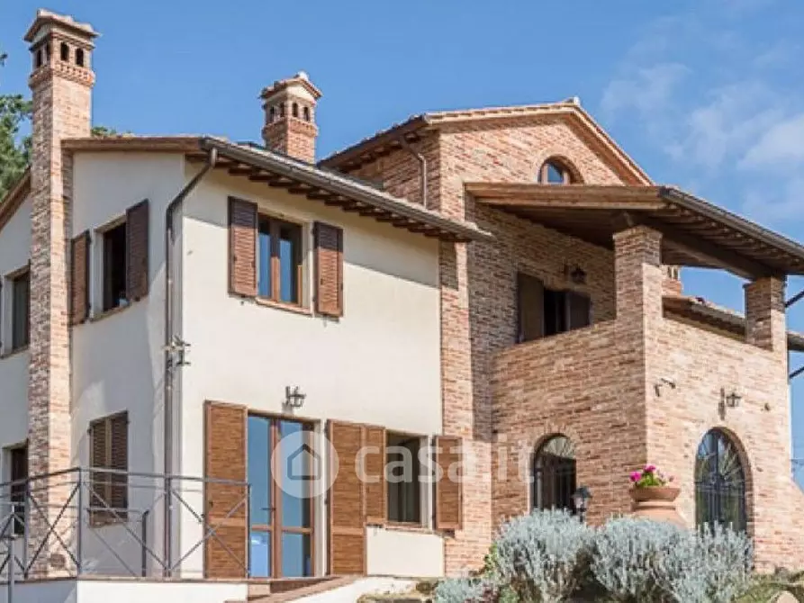 Immagine 31 di Rustico / casale in vendita  a Castiglione Del Lago