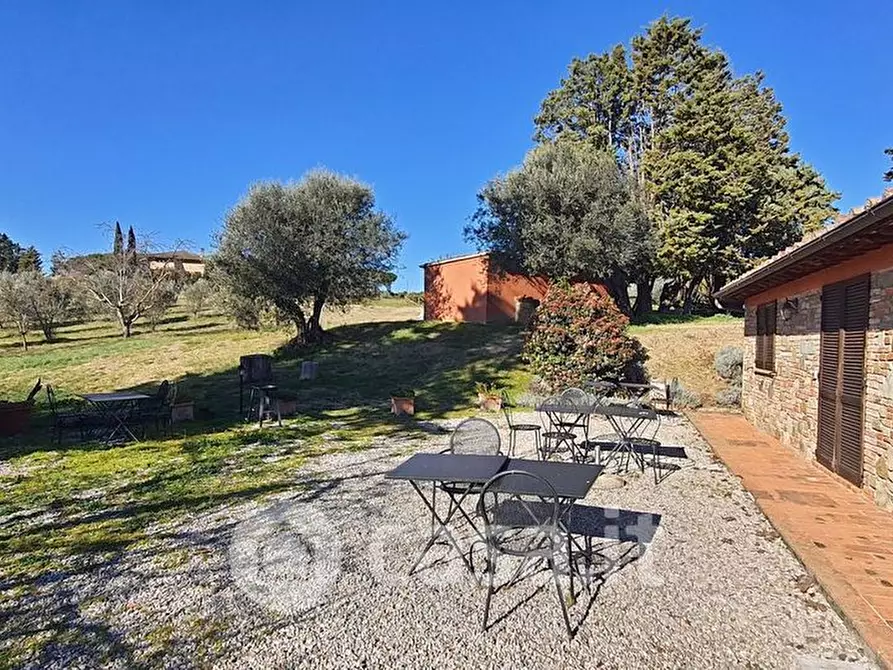 Immagine 4 di Rustico / casale in vendita  a Castiglione Del Lago