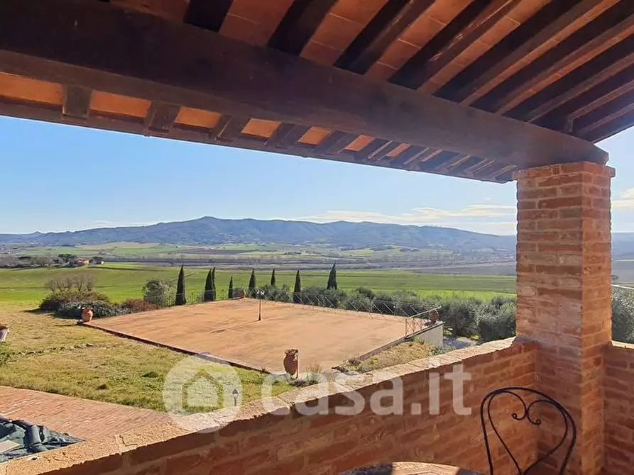 Immagine 14 di Villa in vendita  a Castiglione Del Lago
