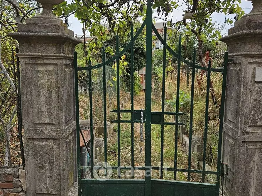 Immagine 13 di Villa in vendita  in Via Eugubina a Perugia