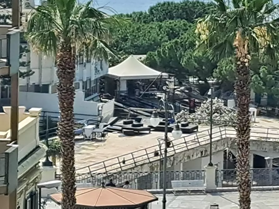 Immagine 2 di Appartamento in vendita  a Reggio Di Calabria