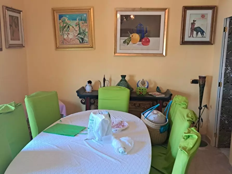 Immagine 10 di Appartamento in vendita  a Reggio Di Calabria