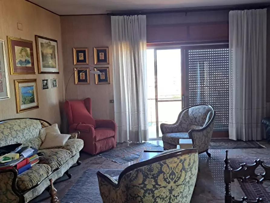 Immagine 7 di Appartamento in vendita  a Reggio Di Calabria