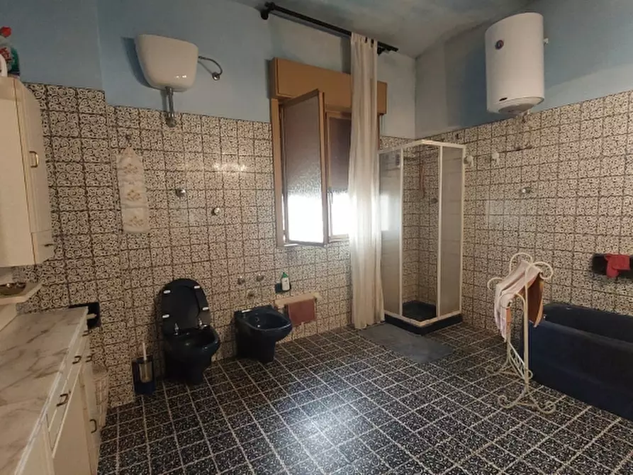 Immagine 10 di Appartamento in vendita  a Reggio Di Calabria