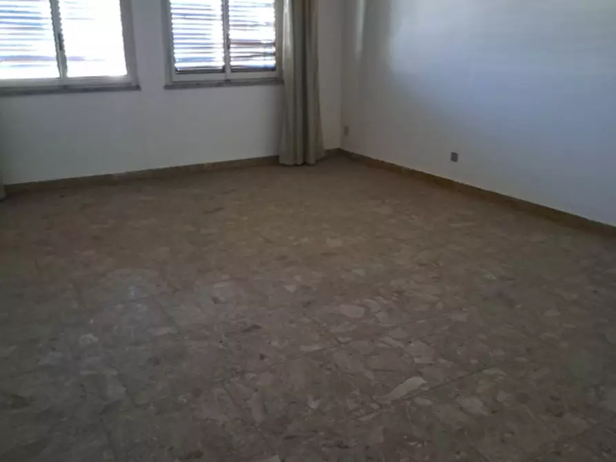 Immagine 7 di Appartamento in vendita  a Reggio Di Calabria