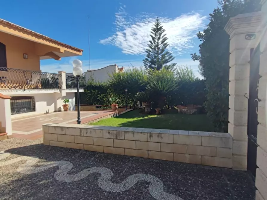 Immagine 3 di Villa in vendita  in Via Castore 23 a Siracusa