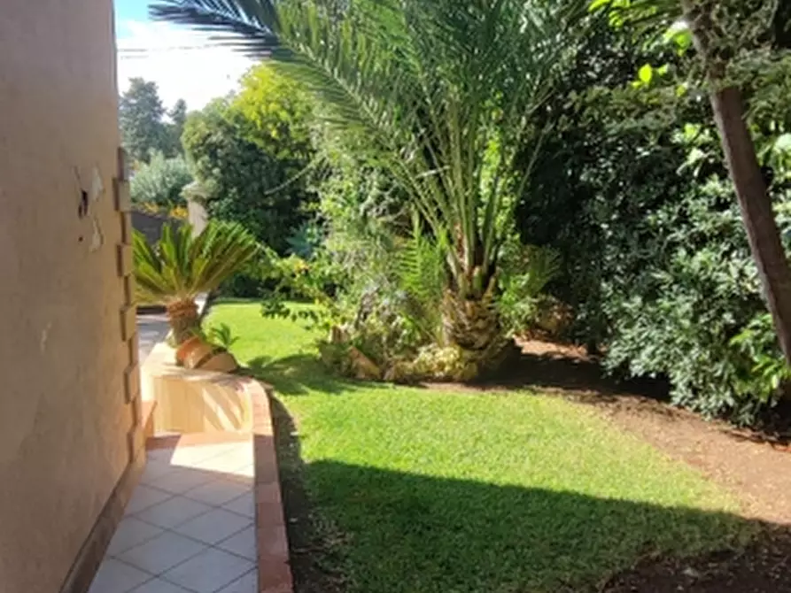 Immagine 8 di Villa in vendita  in Via Castore 23 a Siracusa