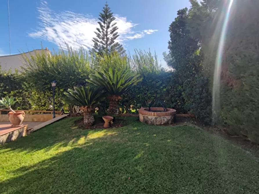 Immagine 9 di Villa in vendita  in Via Castore 23 a Siracusa