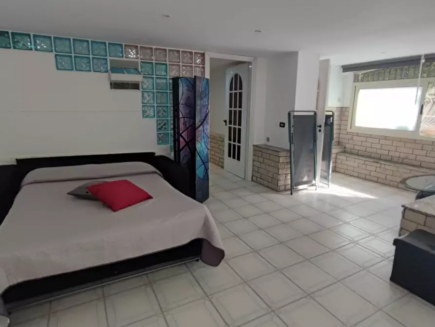 Immagine 33 di Villa in vendita  in Via Castore 23 a Siracusa