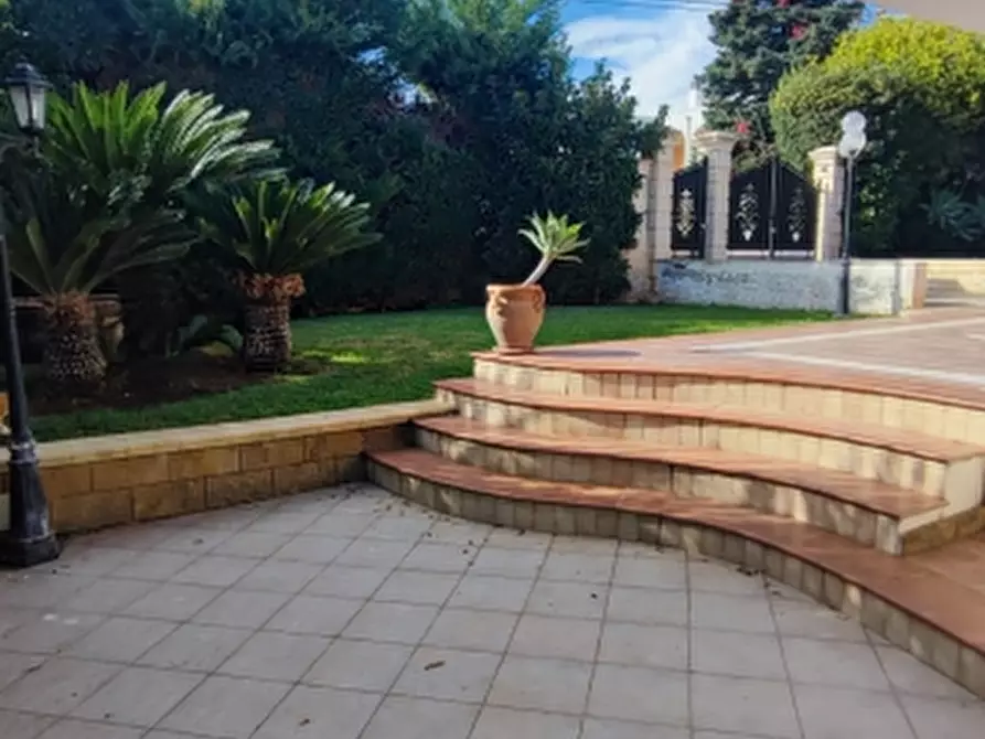 Immagine 31 di Villa in vendita  in Via Castore 23 a Siracusa