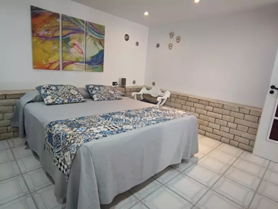 Immagine 35 di Villa in vendita  in Via Castore 23 a Siracusa