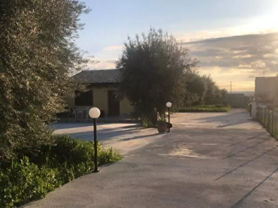 Immagine 12 di Villa in affitto  in Contrada Muraglia Mele a Floridia