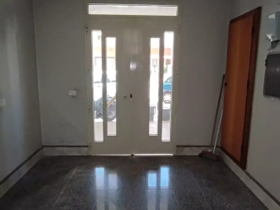 Immagine 31 di Appartamento in vendita  in Via mattarella a Floridia