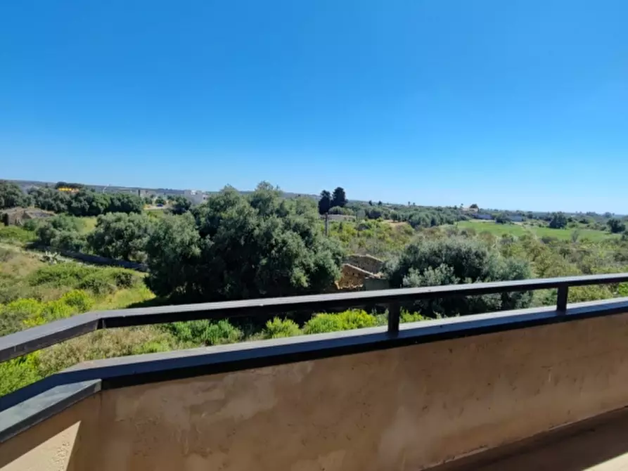 Immagine 38 di Appartamento in vendita  in ViaGandhi a Floridia