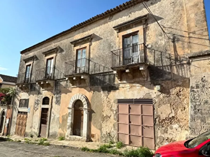 Immagine 2 di Palazzo in vendita  in ViamXI Febbraio a Ispica