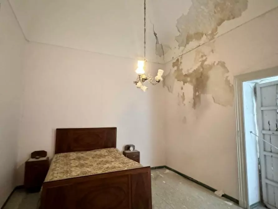 Immagine 25 di Palazzo in vendita  in ViamXI Febbraio a Ispica