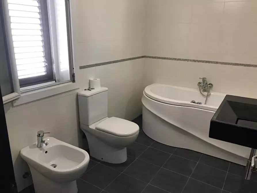 Immagine 10 di Appartamento in affitto  in via Scevola a Floridia