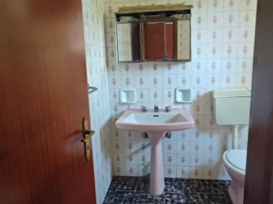 Immagine 38 di Casa indipendente in affitto  in Corso Vittorio Emanuele a Floridia