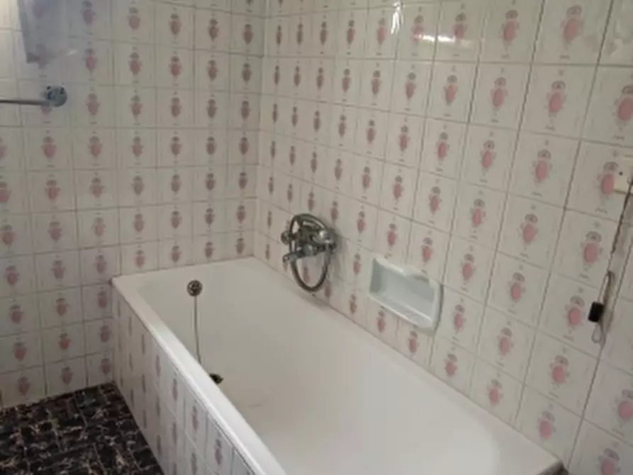Immagine 39 di Casa indipendente in affitto  in Corso Vittorio Emanuele a Floridia